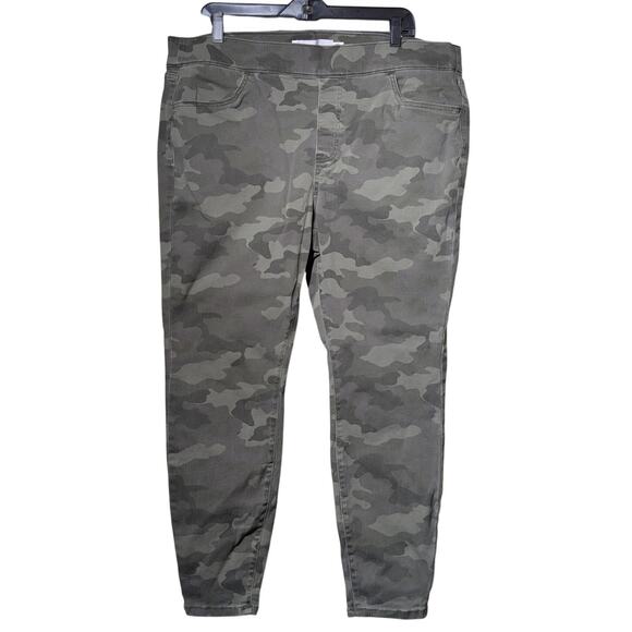 Sonoma Goods for Life Pants - Sonoma Goods for Life Olive Camo Pull On Cotton Stretch Pant Women's Size 16W